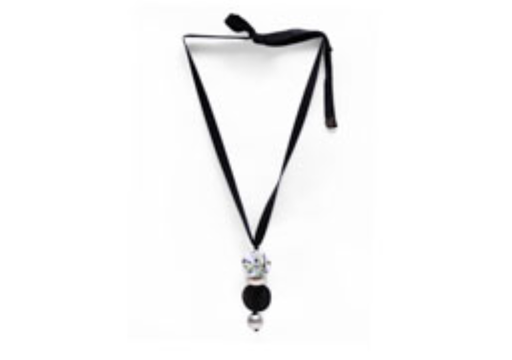 [217938] COLLAR LISTON NEGRO PIEDRA GRIS Y BLANCO FLORAL